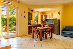 Interior - La Sera di Giò Appartamento sul Mare (Mascali)