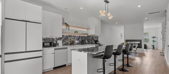 3-bedroom house in wonderful Wilmington near cargo district and downtown