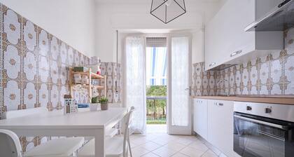 Apartment 'Casa Cecilia' with Private Garden, Balcony and Wi-Fi