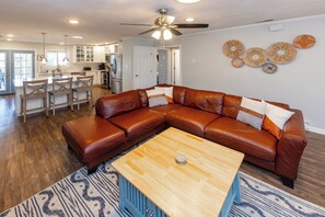 Smart TV y futbolito 