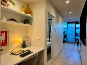 Interior - Bright and modern 1BD in heart of South Yarra! (South Yarra)