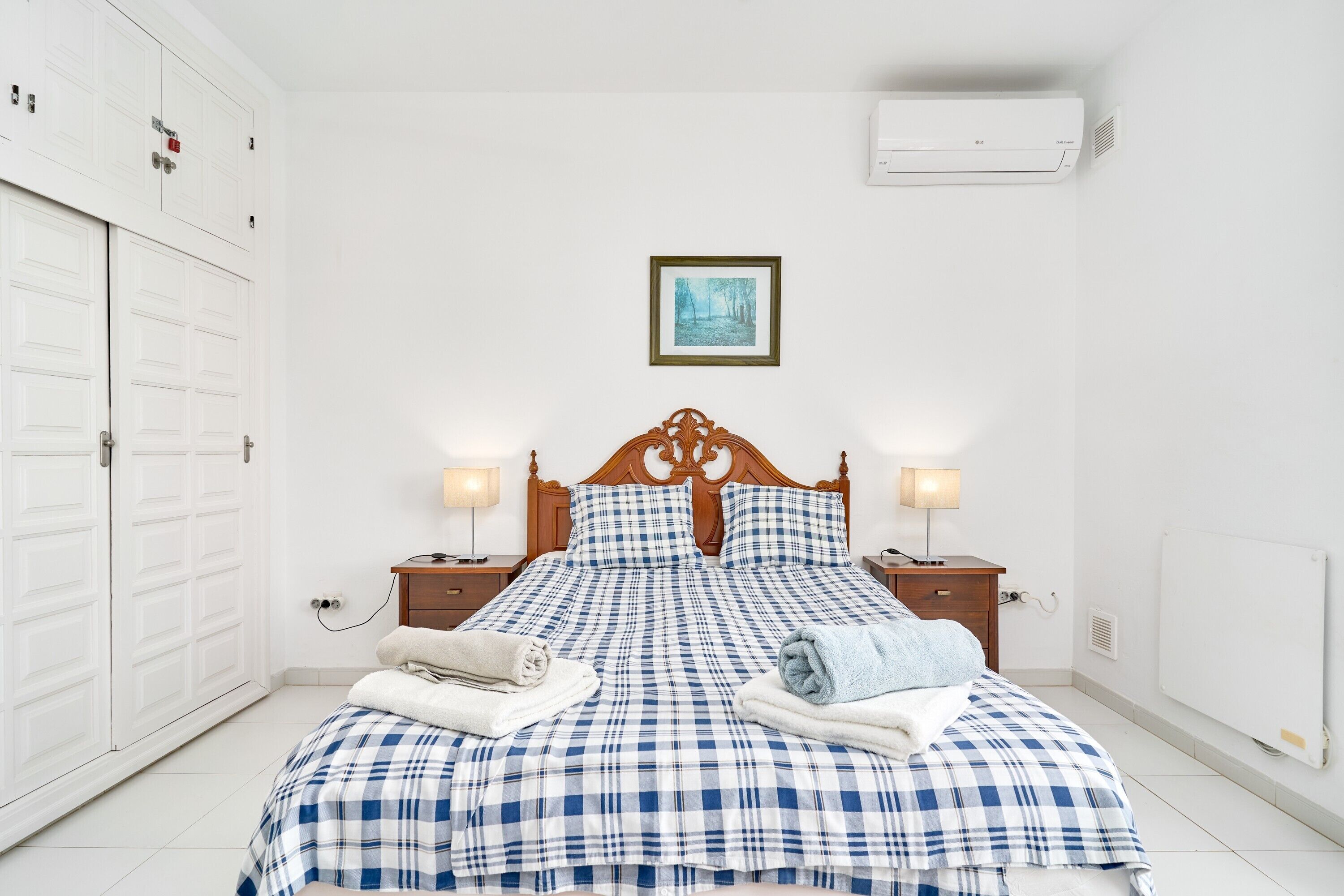 3 bedrooms, iron/ironing board, free WiFi, bed sheets