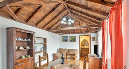 Ferienhaus 'La Rehoya' mit Meerblick, privater Terrasse und Wi-Fi