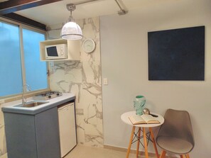 Microwave, oven, stovetop