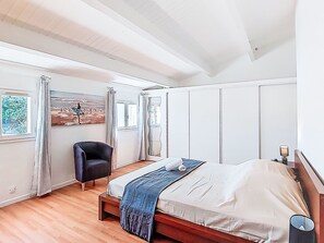 2 chambres, accès à Internet
