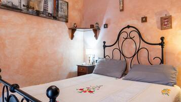 1 sovrum, strykjärn/strykbräda, gratis wi-fi och sängkläder