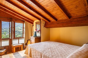 3 habitaciones, tabla de planchar con plancha y wifi gratis 