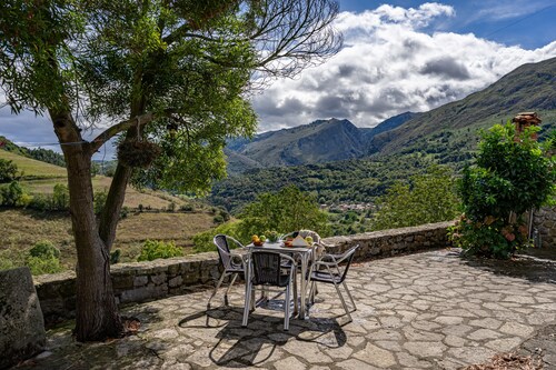 Country House 'Mesilda' with Mountain View, Private Terrace and Balcony
