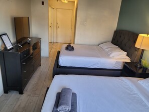 1 bedroom, WiFi, bed sheets