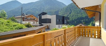 Room 'Pension Waldheim 11' with Mountain View, Shared Garden and Wi-Fi