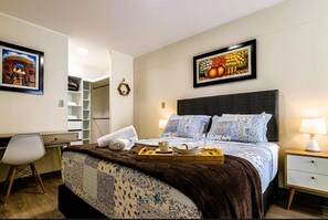 2 bedrooms, desk, iron/ironing board, free WiFi