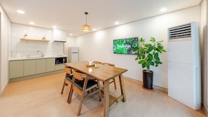 Habitació bàsica, 1 dormitori (1st Floor B (Mountain View /BBQ)) | 1 dormitori i wifi gratuïta