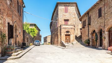 Esterni