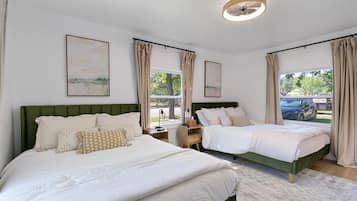 3 bedrooms, iron/ironing board, free WiFi, bed sheets