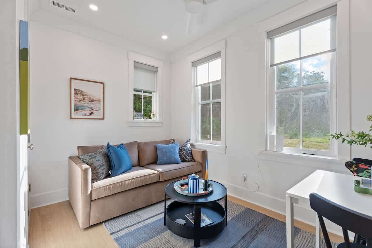 テレビ、書斎 / ワークスペース