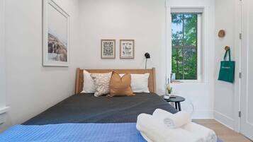 1 camera, Wi-Fi, lenzuola