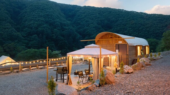 Exterior - Gapyeong Castra Glamping (Gapyeong)