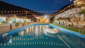 Exterior - Gapyeong Castra Glamping (Gapyeong)