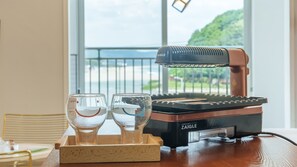 Habitación básica, 1 habitación (201(Ocean View/ Therapy bathtub)) | 1 dormitorio y wifi gratis