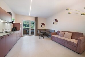 TV - Apartment 'Rosalie  5' with Mountain View, Shared Pool and Wi-Fi (Lana)