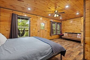 2 soveværelser, skrivebord, Wi-Fi, sengetøj