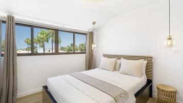 Fer et planche Ă repasser, Wi-Fi gratuit, draps fournis