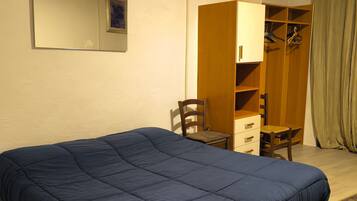2 bedrooms