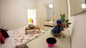 3 chambres, fer et planche à repasser, accès au Wi-Fi (inclus)