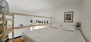 1 chambre, Wi-Fi gratuit, draps fournis