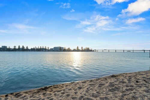 Beach cottage - Serayah by the sea