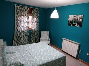 3 bedrooms, free WiFi, bed sheets