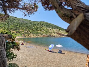 Beach nearby - Apartment 'Cristina' with Private Terrace, Wi-Fi and Air Conditioning (Nisporto)