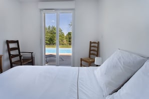 3 chambres, fer et planche Ă repasser, Wi-Fi gratuit, draps fournis