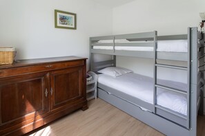 3 Schlafzimmer, Bügeleisen/Bügelbrett, kostenloses WLAN, Bettwäsche