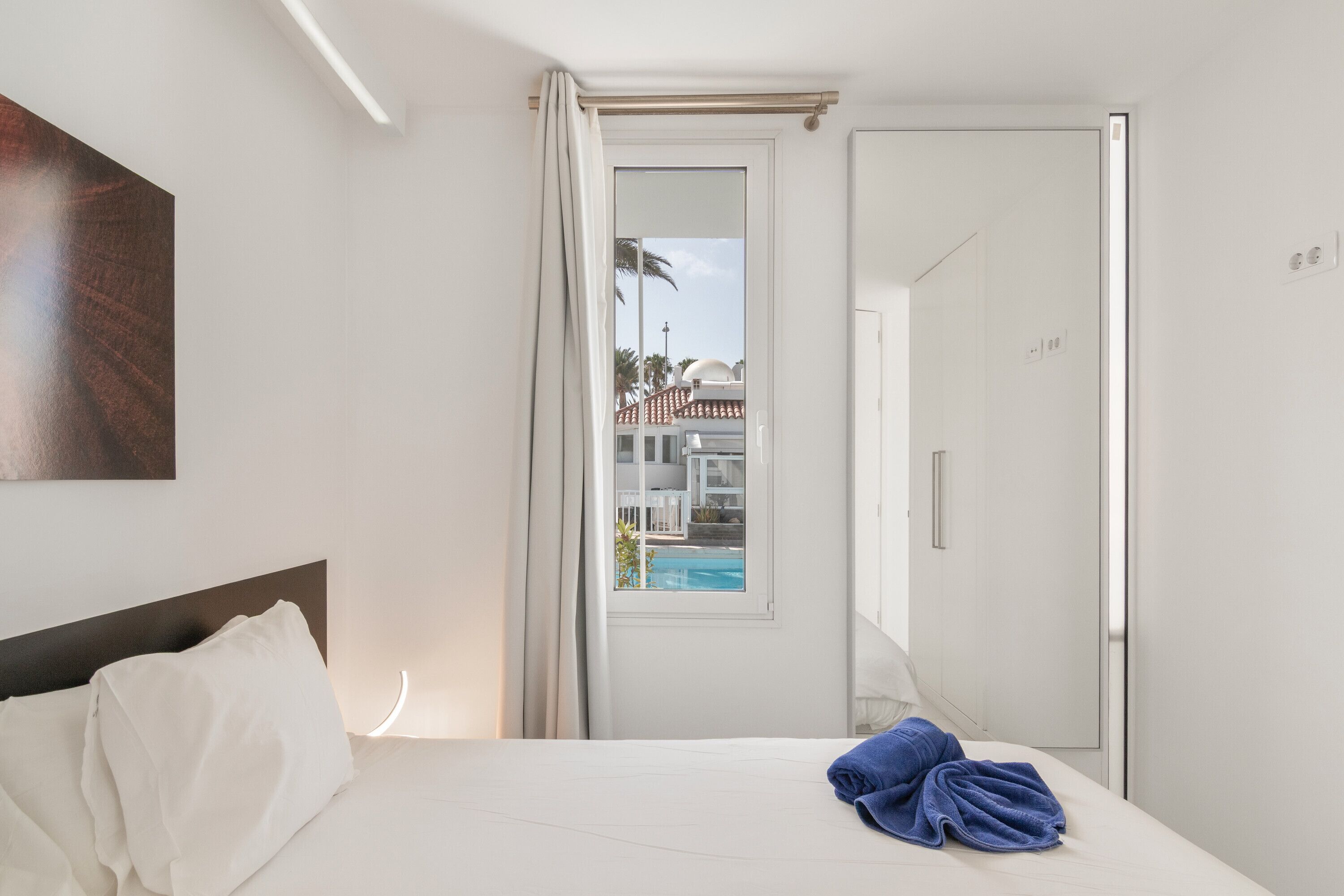 2 slaapkamers, een strijkplank/strijkijzer, gratis wifi, beddengoed