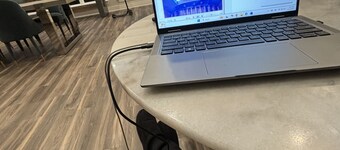 Spacious 3-bedroom corporate apartment with WiFi, AC in lovely Kenner