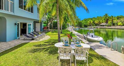 Waterfront / Ocean Access Canal / Kamp Key / Homes