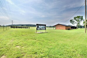 Property grounds - The Pavilion Hideaway (Decatur)