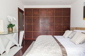10 chambres, bureau, fer et planche à repasser, Wi-Fi gratuit