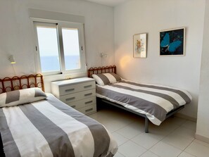 1 室のベッドルーム、WiFi、ベッドシーツ
