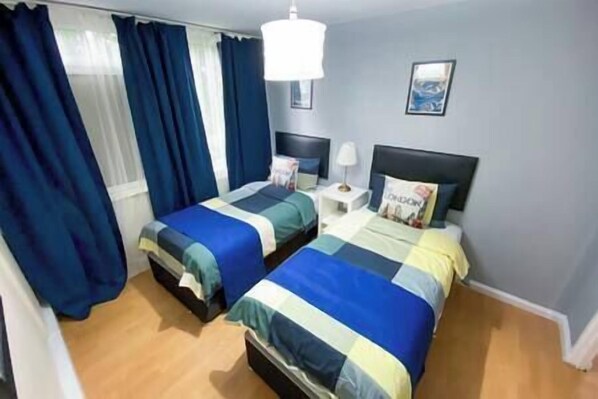2 bedrooms, iron/ironing board, travel cot, WiFi