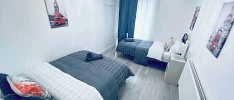 Iron/ironing board, travel cot, WiFi, bed sheets