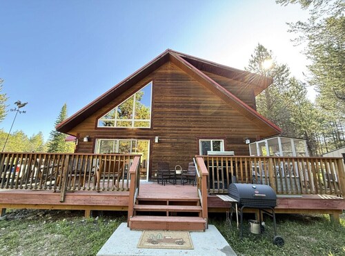 Rustic Modern Mountain Retreat Near Boulder Creek