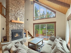 Smart TV, chimenea