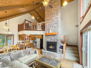 Smart TV, chimenea