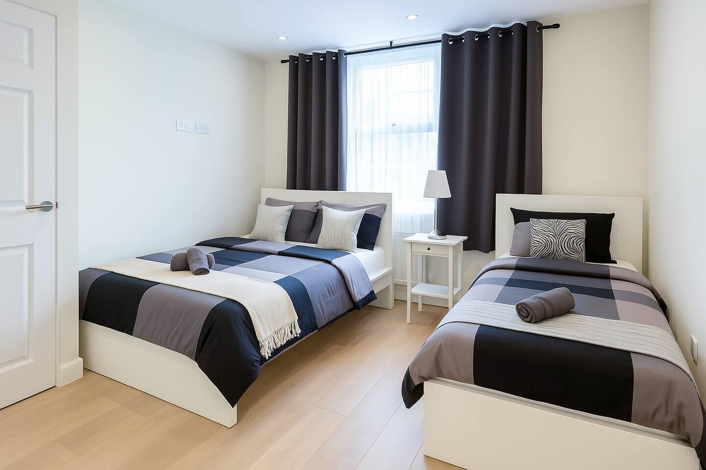 2 bedrooms, iron/ironing board, travel cot, WiFi