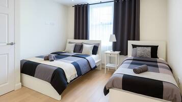 2 bedrooms, iron/ironing board, travel cot, WiFi
