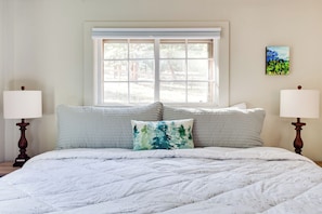 2 chambres, fer et planche à repasser, Wi-Fi gratuit, draps fournis