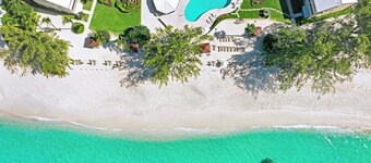 Harbour Heights #28 Seven Mile Beach, Second floor 2 Bed, 2.5 Bath Townhouse