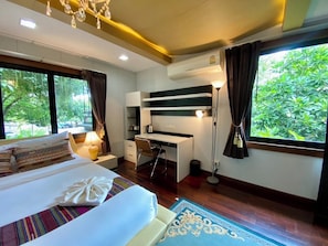 Family Apartment, Pool View